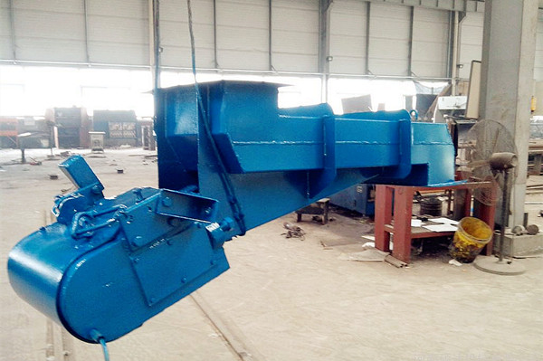 Electromagnetic vibration feeder structure