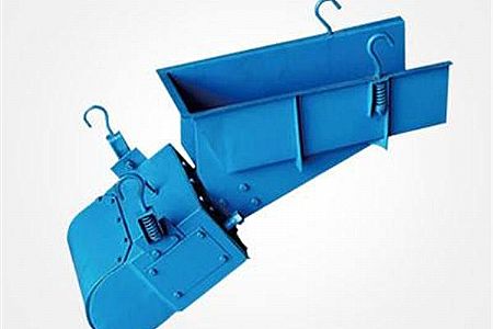 Electromagnetic Vibrating Feeder: Advantages &  Applications